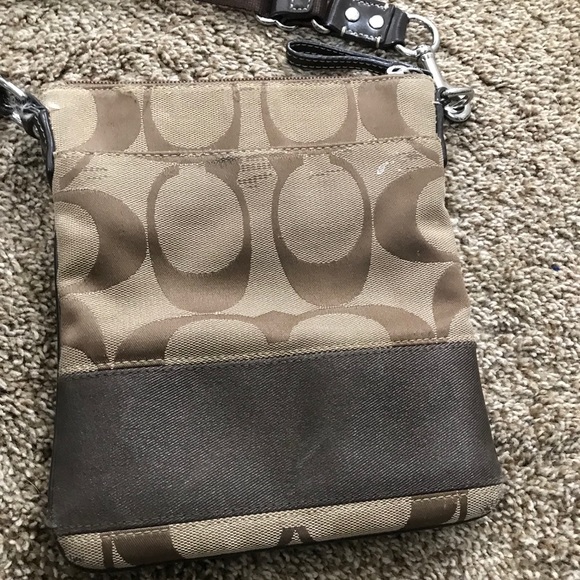 Coach Crossbody - Picture 2 of 2